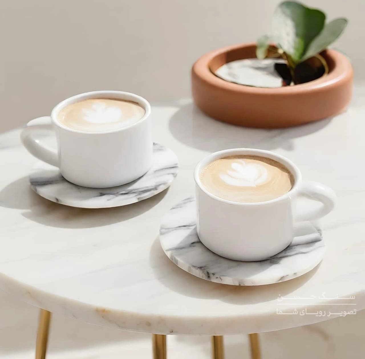میز سرو و نعلبکی سنگی کریستال