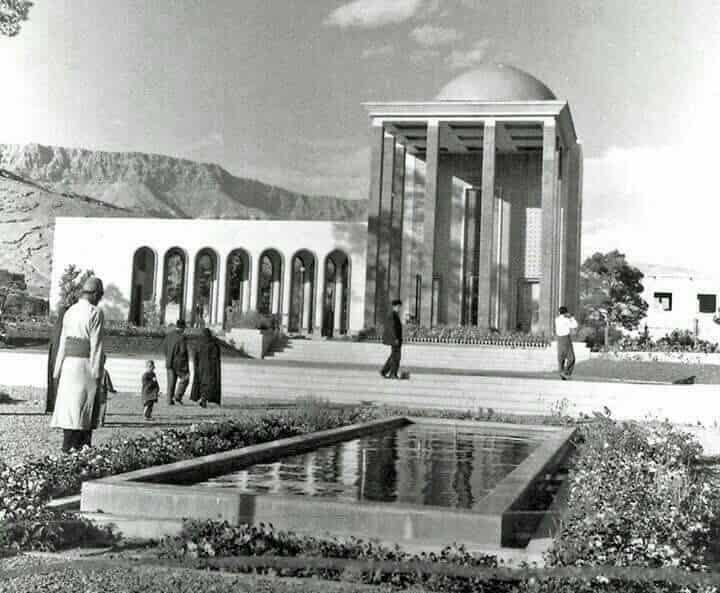 آرامگاه سعدی در شیراز آرامگاه سعدی در شیراز
